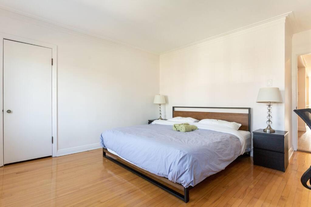 Free Parking, Beautiful 4 1/2- 2 Bedroom Apartment Montreal Exterior photo